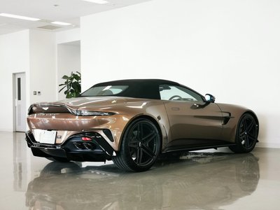2025 Aston Martin VANTAGE — миниатюра 35