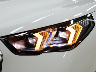 2025 BMW IX2 缩略图 53