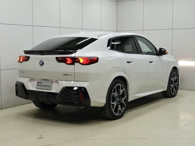 2025 BMW IX2 缩略图 9
