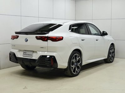 2025 BMW IX2 缩略图 26