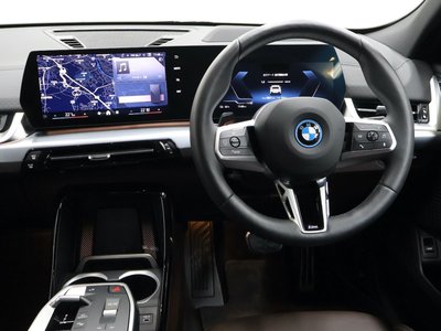 2025 BMW IX2 缩略图 41