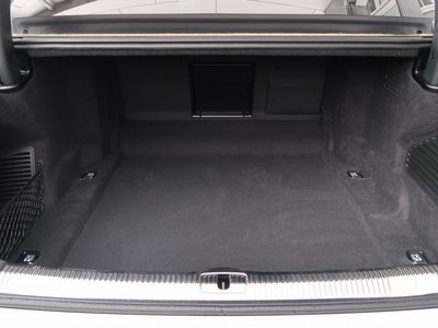 2025 AUDI A8 缩略图 17