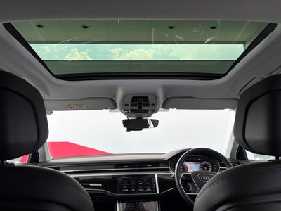 2024 AUDI A8 thumbnail 18