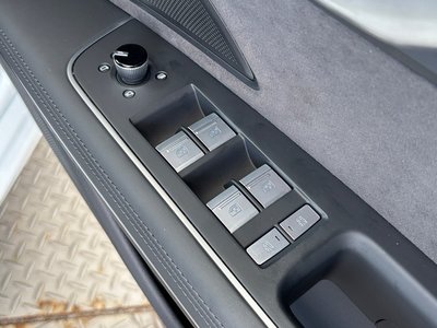2024 AUDI A8 thumbnail 49