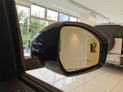 2024 LAND Rover DISCOVERY SPORT photo 14