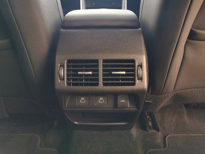 2024 LAND Rover DISCOVERY SPORT thumbnail 17