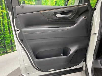 صورة 41 لـ 2024 Toyota ALPHARD
