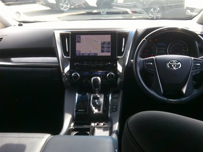 2023 Toyota ALPHARD photo 10