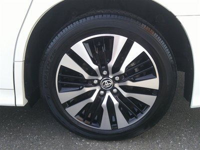2023 Toyota ALPHARD photo 4
