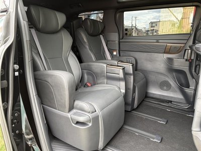 2024 Toyota ALPHARD 缩略图 8