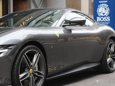 2021 Ferrari ROMA — миниатюра 13