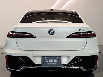 2025 BMW 7 SERIES photo 4