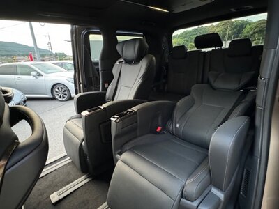 2024 Toyota ALPHARD — фото 13