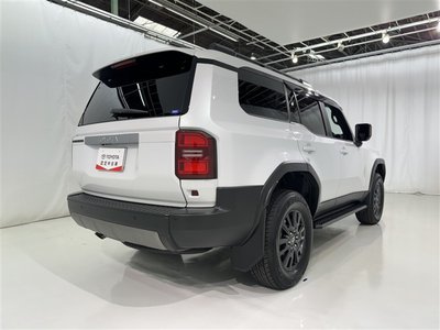 2025 Toyota LAND CRUISER 250 photo 7