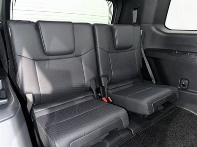2025 Toyota LAND CRUISER 250 thumbnail 33