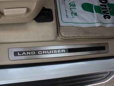 صورة 54 لـ 2023 Toyota LAND CRUISER 300
