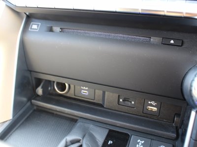 صورة 35 لـ 2023 Toyota LAND CRUISER 300