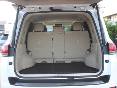 صورة 15 لـ 2023 Toyota LAND CRUISER 300