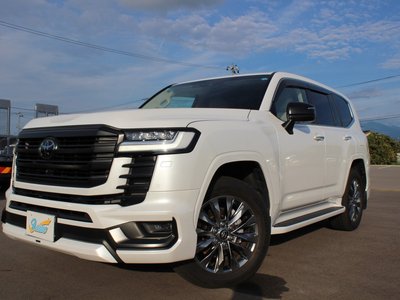 صورة 55 لـ 2023 Toyota LAND CRUISER 300