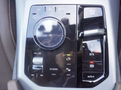 2026 BMW X3 — миниатюра 17