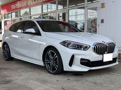 2021 BMW 1 SERIES photo 5