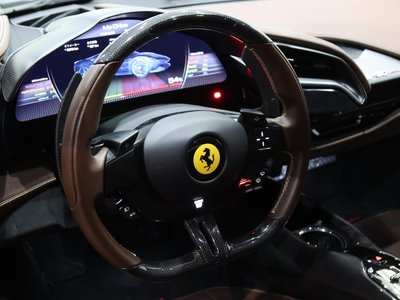 صورة 12 لـ 2021 Ferrari SF90 STRADALE