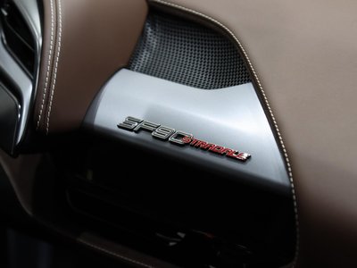 2021 Ferrari SF90 STRADALE 照片 41