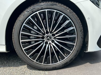 2026 Mercedes-BENZ E-CLASS photo 6