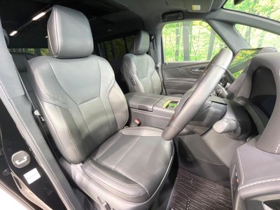صورة 8 لـ 2025 Toyota ALPHARD