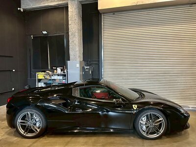 2017 Ferrari 488 SPIDER — фото 7