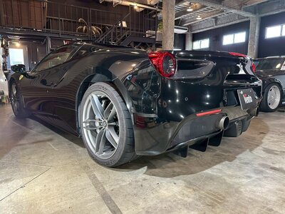 2017 Ferrari 488 SPIDER — фото 16