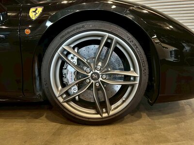 صورة مصغرة 33 لـ 2017 Ferrari 488 SPIDER
