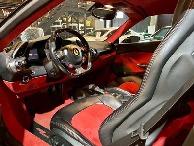 صورة مصغرة 48 لـ 2017 Ferrari 488 SPIDER