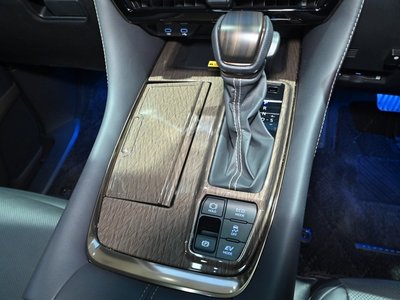صورة مصغرة 32 لـ 2023 Toyota ALPHARD