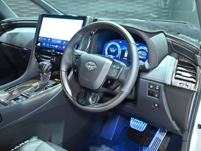صورة مصغرة 13 لـ 2023 Toyota ALPHARD