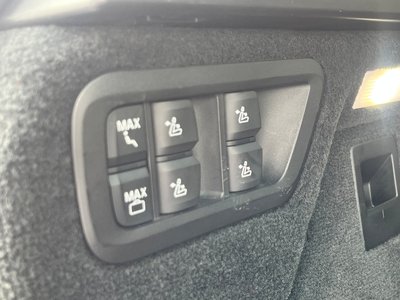 2020 BMW X7 thumbnail 32