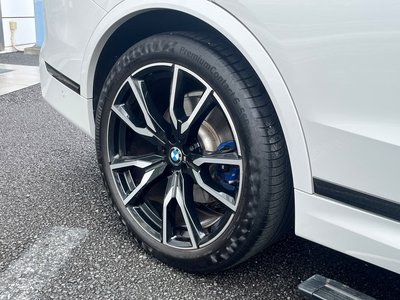 2020 BMW X7 thumbnail 35