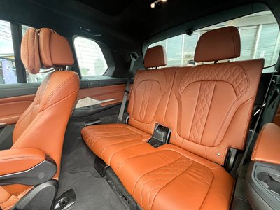 2020 BMW X7 photo 5