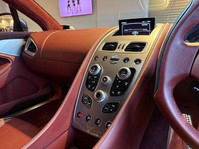 2013 Aston Martin VANQUISH — фото 10