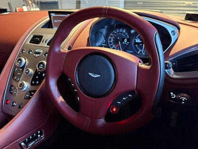 2013 Aston Martin VANQUISH — фото 8