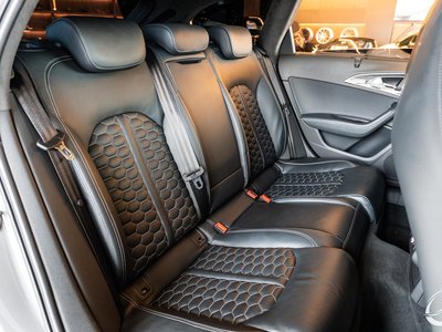 2015 AUDI RS6 AVANT 照片 24