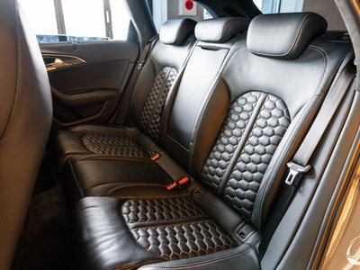 2015 AUDI RS6 AVANT 照片 25