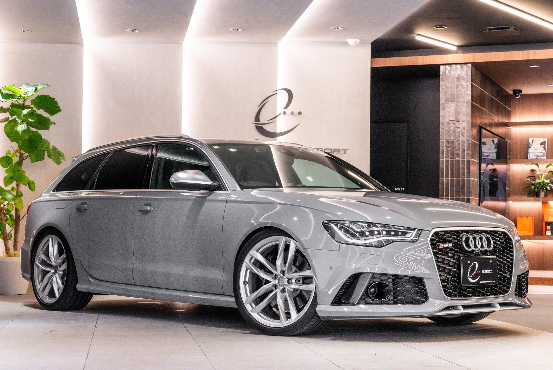 2015 AUDI RS6 AVANT photo 1
