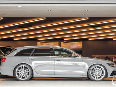 2015 AUDI RS6 AVANT 照片 58