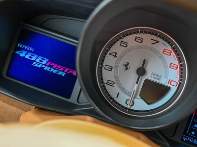 2021 Ferrari 488 PISTA SPIDER — фото 17