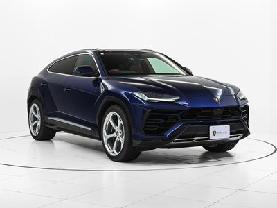 2020 Lamborghini URUS photo 1