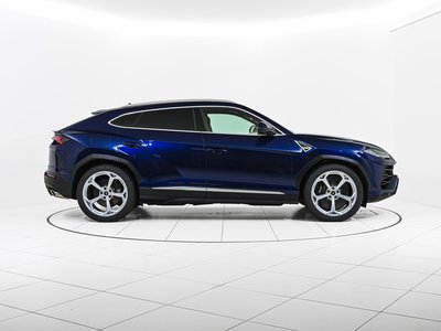 2020 Lamborghini URUS photo 4