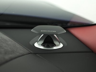 2020 Lamborghini URUS photo 13