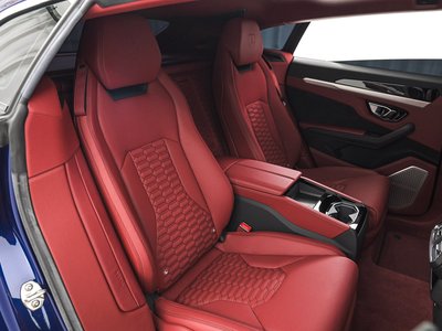 2020 Lamborghini URUS photo 19
