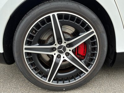 2025 Mercedes-BENZ EQE AMG photo 7